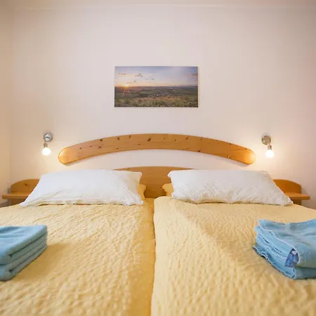 Hardthof Sauerland Апартаменты *